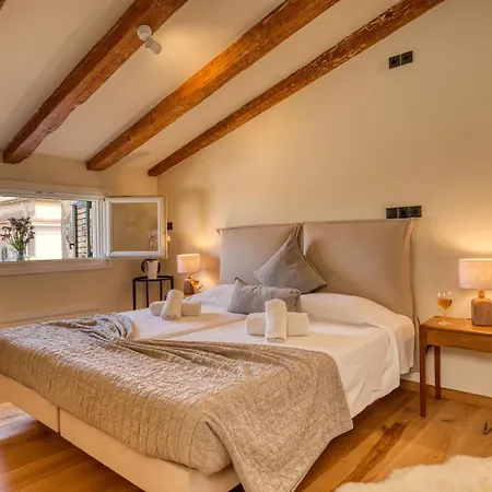 Διαμέρισμα Liston Luxury Penthouse Corfu (city)